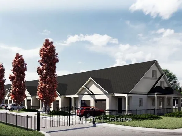 263 Barrie St #11, Bradford West Gwillimbury, ON L3Z 4M8