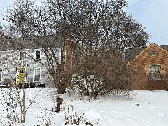 2nd image of 1911 Colchester Rd