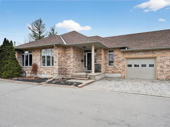 139 Glendale Ave #1, Saint Catharines, ON L2T 2K2