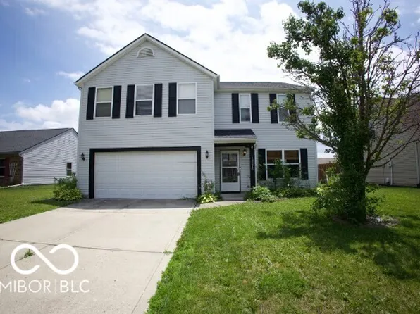 18878 Pilot Mills Dr, Noblesville, IN 46062