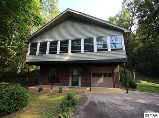 7733 Berry Williams Rd, Townsend, TN 37882