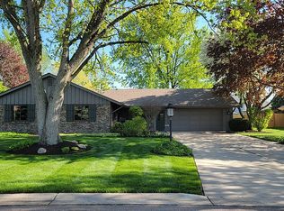 2070 Alschuler Dr, Aurora, IL 60506