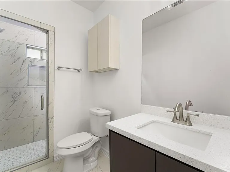 5800 Notre Dame Ave #2 — Photo 11