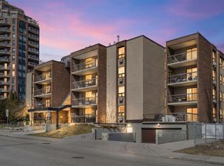 220 S 26th Ave SW #202, Calgary, AB T2S 0M4