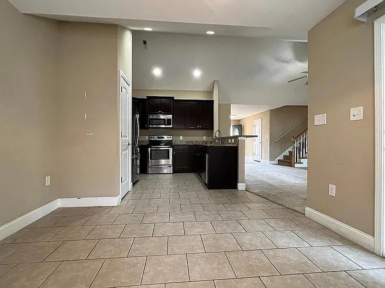 308 Marquis Ct — Photo 16