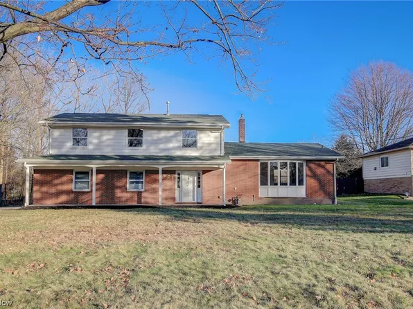 471 Snavely Rd, Richmond Heights, OH 44143