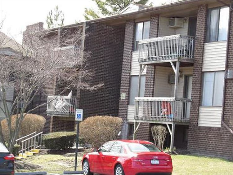 1st image of 317 Country Club Ln