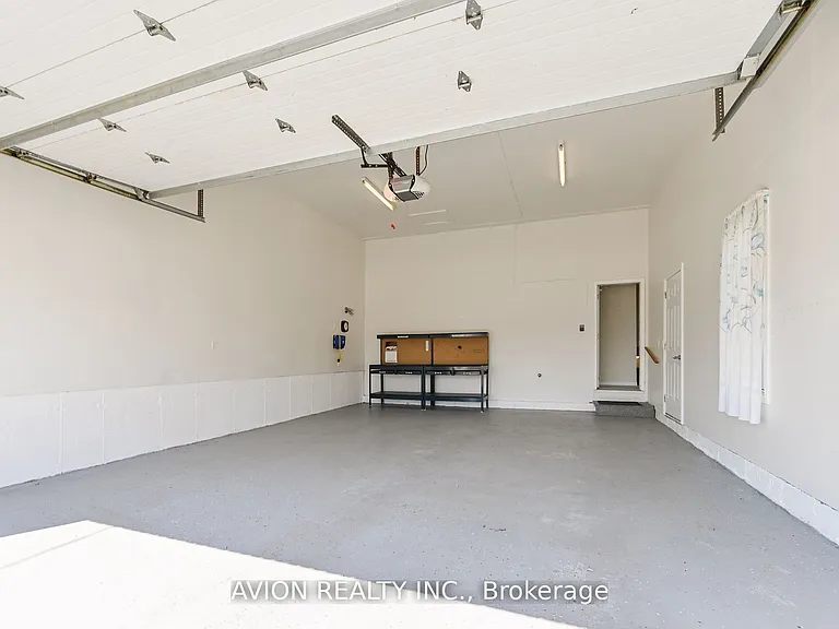 356 Tampa Dr — Photo 19