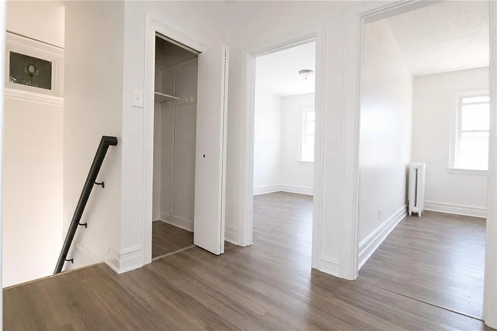 2 bed, 1.0 bath, 680 sqft, $2,800 — Photo 3