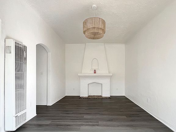 2nd image of 3325 E 2nd St APT 5