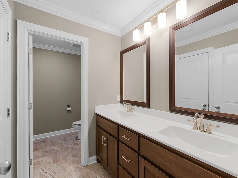 38 Garrison Dr — Photo 15