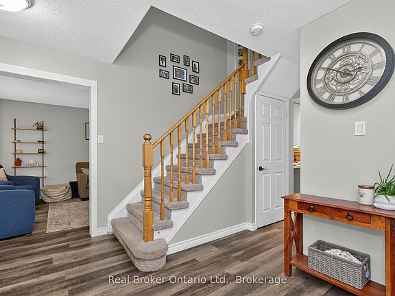 4th image of 163 Woodland Dr