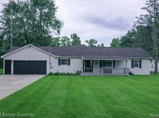 1565 W Rolston Rd, Linden, MI 48451