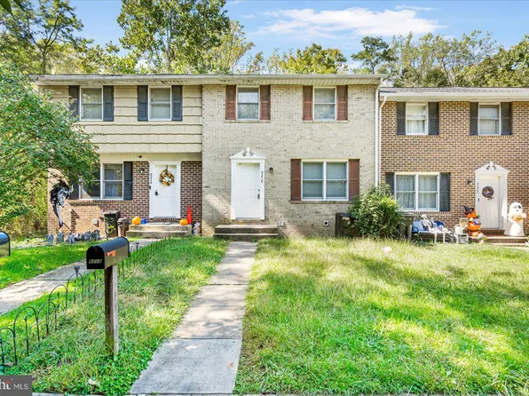 9218 Wood Creek Ct, Parkville, MD 21234