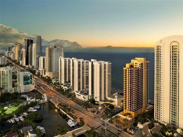 16275 Collins Ave #Uph1, Sunny Isles Beach, FL 33160