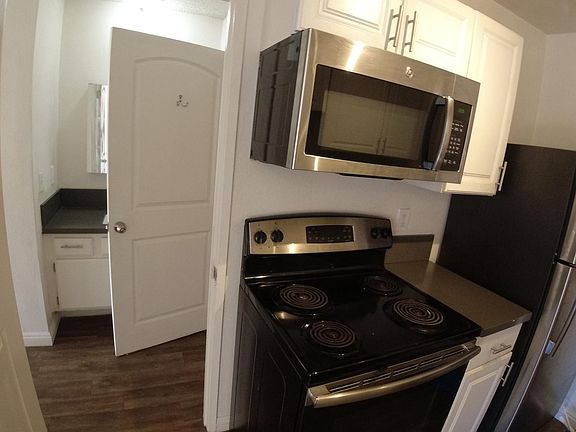 2nd image of 4124 N Eagle Rock Blvd #213