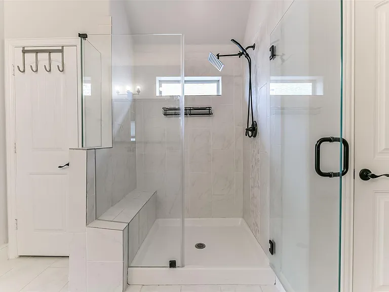 1316 Graham Trace Ln — Photo 23