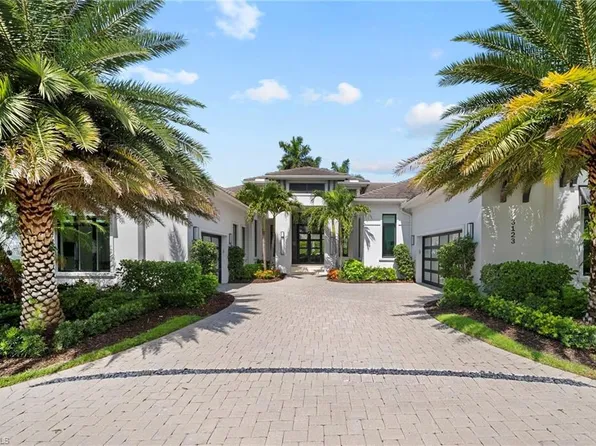 3123 Crayton Rd, Naples, FL 34103