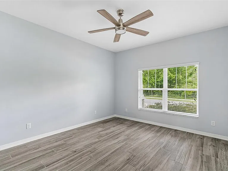 11852 Gavin Ln — Photo 6