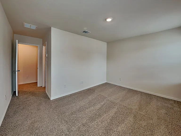 316 Arbor Dr — Photo 6