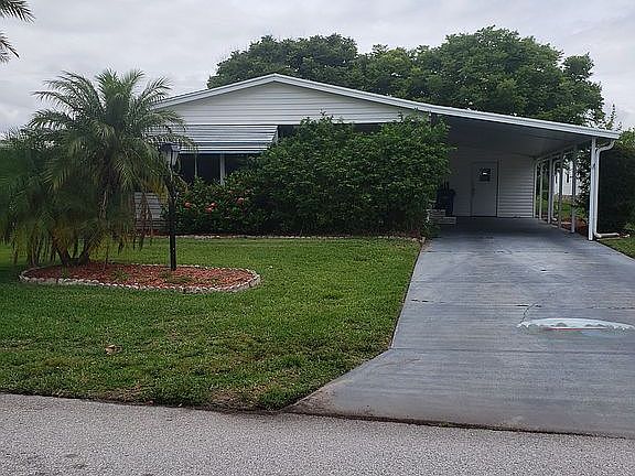 2nd image of 534 Jamaican Dr