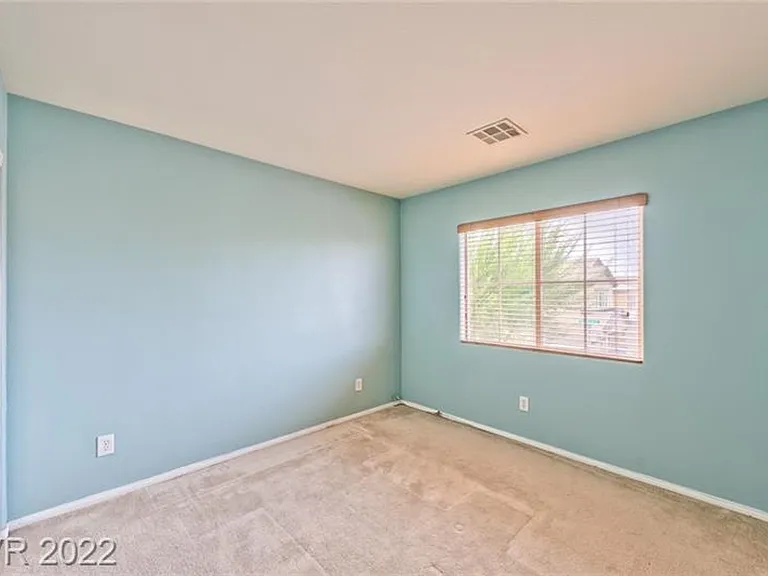 9501 Wooded Heights Ave — Photo 14