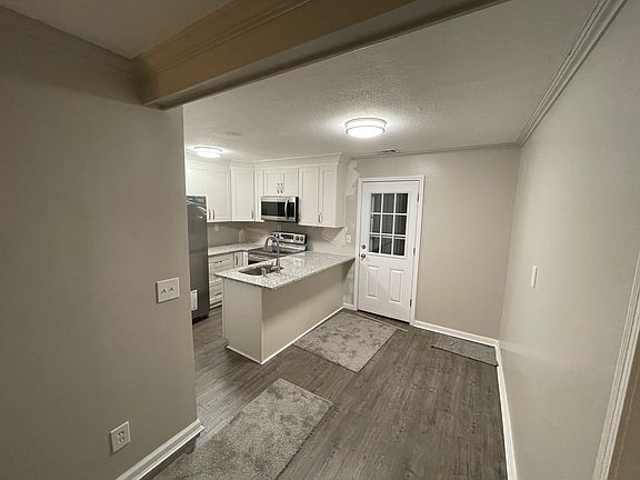 5th image of 116 Westline Dr