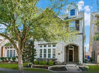 219 Buckingham Ave, Euless, TX 76040