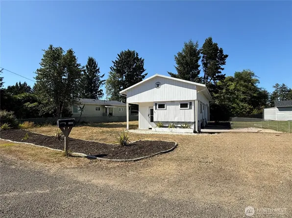 1413 322ND Place, Ocean Park, WA 98640