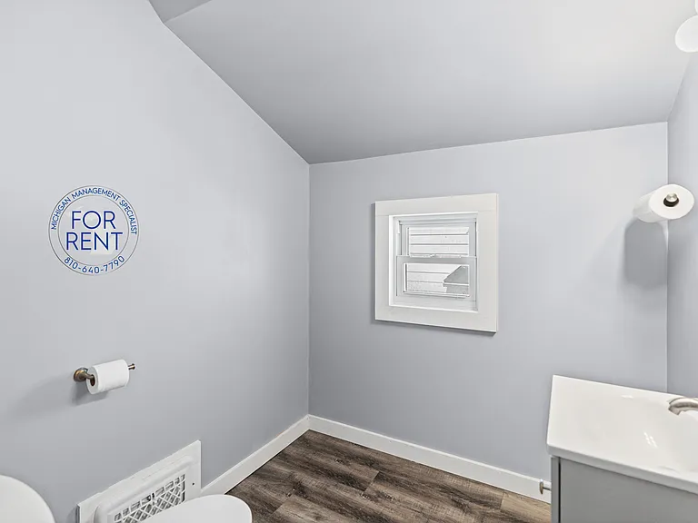 310 E Court St #2 — Photo 19