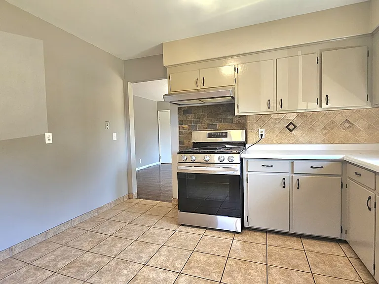 5934 Washburn Ave S — Photo 4