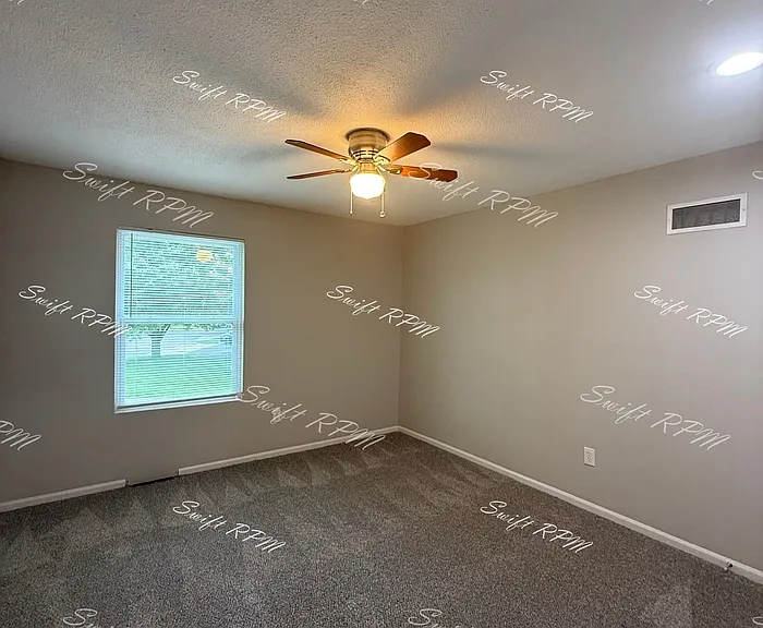 817 E Sheridan St #1 — Photo 6