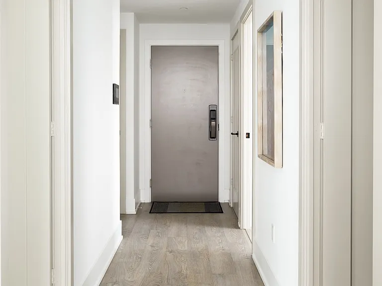 10 York St #6210 — Photo 46