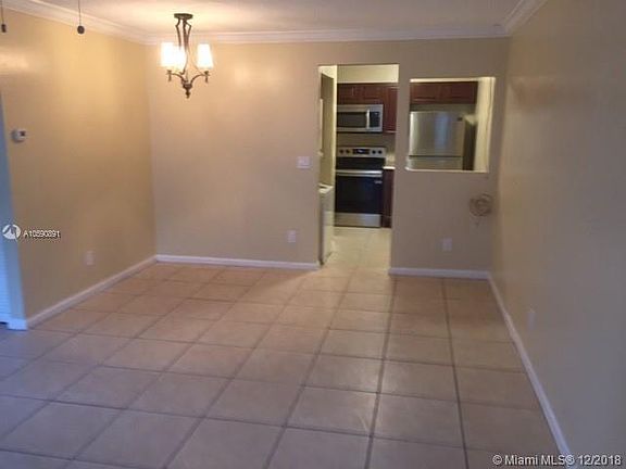 5th image of 11078 Royal Palm Blvd