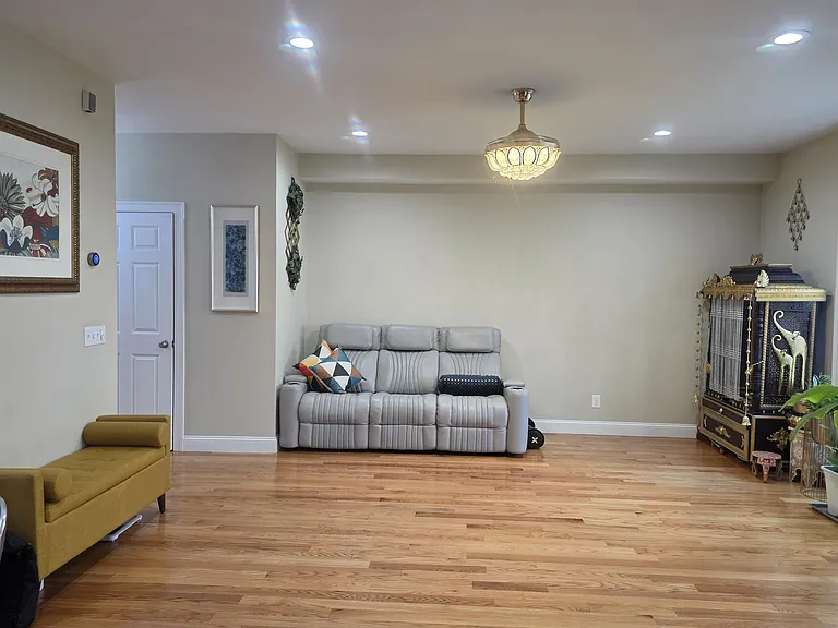 304 Hunting Hill Dr — Photo 6