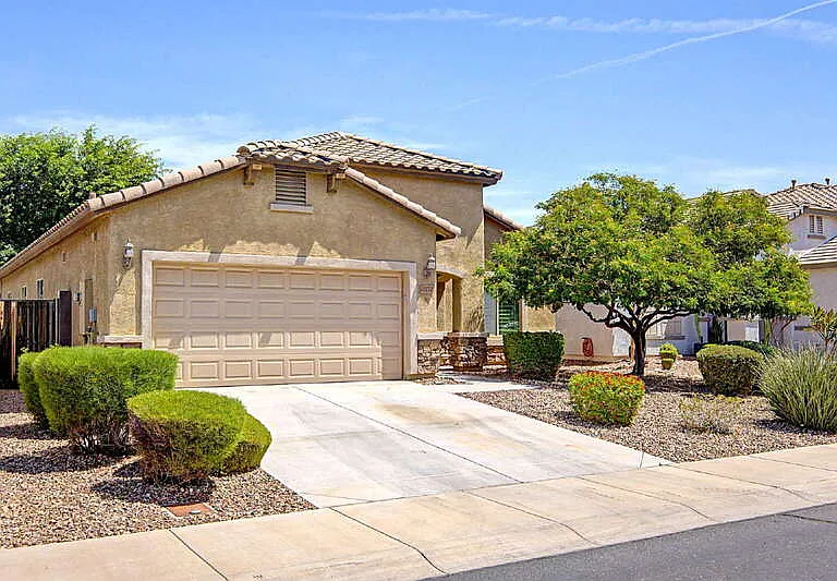 10772 W Yearling Rd — Photo 2