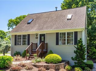 124 Fairfield St, Bristol, CT 06010