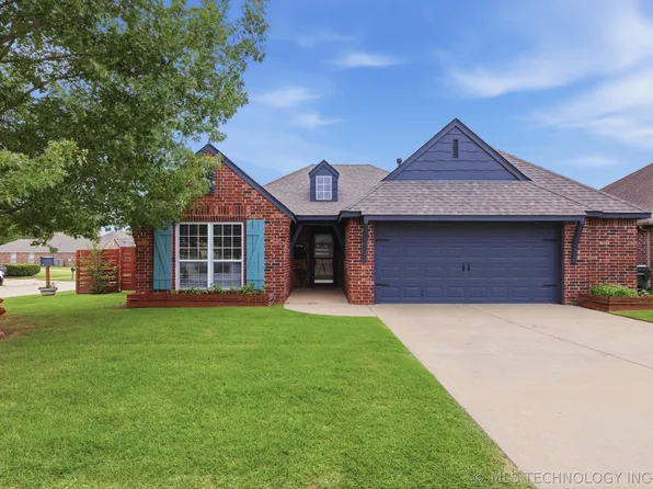 11827 N 117th East Ave, Collinsville, OK 74021
