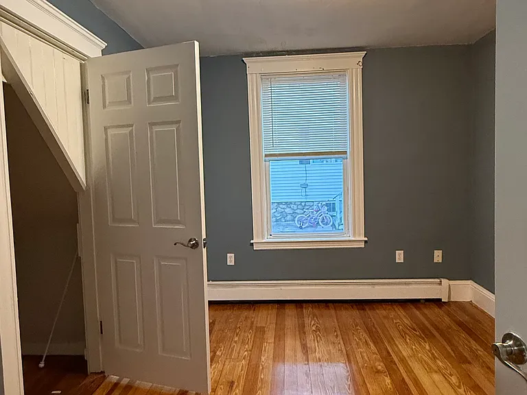 13 Nelson Rd #2 — Photo 5