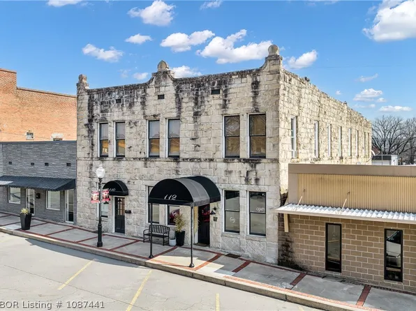 110 & 112 S 2nd St, Ozark, AR 72949
