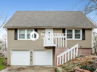 11520 N Walnut St, Kansas City, MO 64155