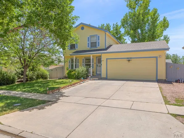 3724 Bobcat Ln, Pueblo, CO 81005