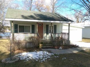 760 Michigan Ave, Saint Louis, MI 48880