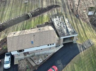 271 Mount Joy Rd, Mount Pleasant, PA 15666