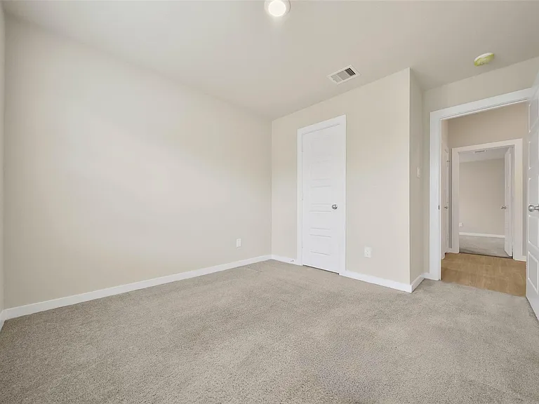 1016 Brighton Orchards Ln — Photo 27