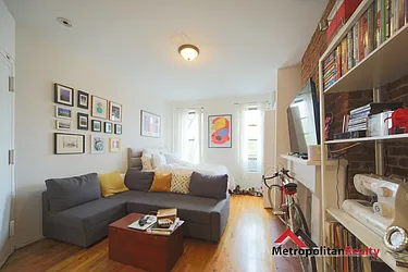 Rented by Metropolitan Realty