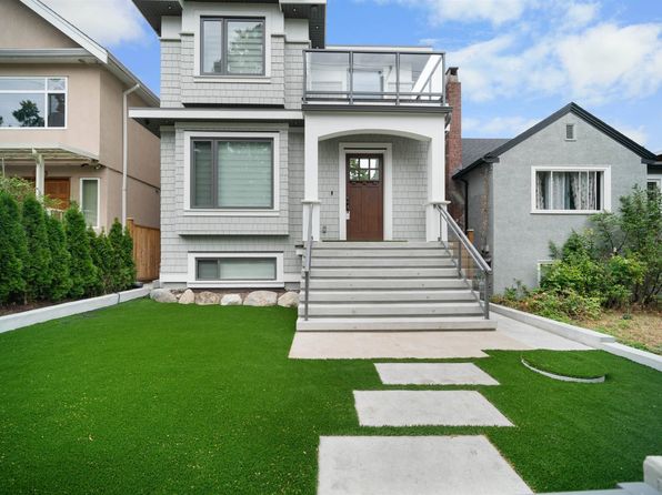 7666 Ontario St, Vancouver, BC V5X 3C5