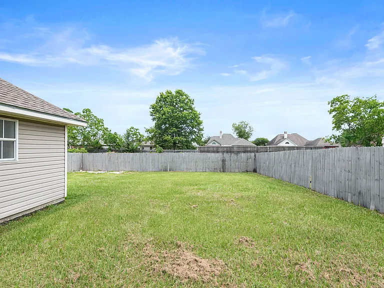11327 Shady Bend Dr — Photo 19