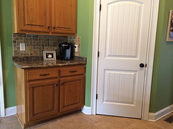 4th image of 46 Sonoma Dr