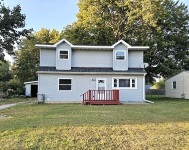 416 10th Ave, Three Rivers, MI, 49093